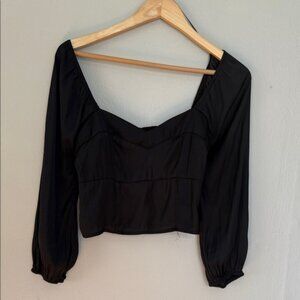 TCEC Black Long Sleeve sweetheart crop Blouse top M